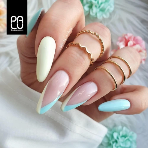 MA5,-MA7-french-manicure.jpg