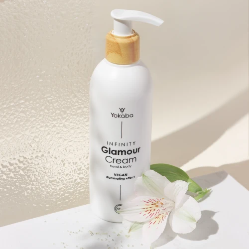 Glamour_1500_1500.png