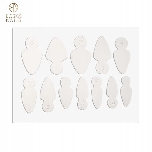 silicone form almond short boska nails.jpg