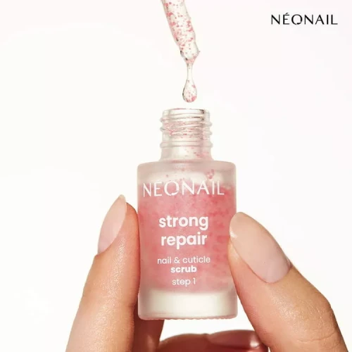 peeling-do-skorek-i-paznokci-strong-repair-nail-and-cuticle-scrub-65-ml2.webp