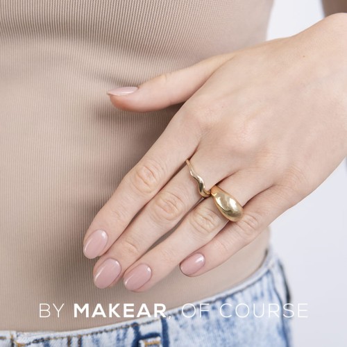 P26-BG09-5-SQ.jpg