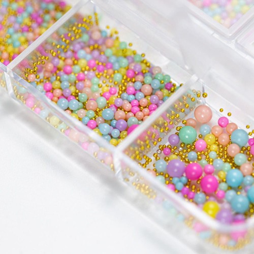 kolorowe-kulki-perelki-bulion-do-zdobienia-paznokci-w-kasetce-mix (5).jpg