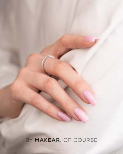 vitamina light pink pazurki.webp