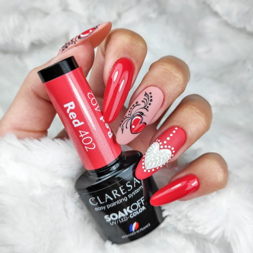 red-nails.jpg