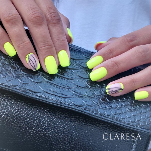 Stylizacja-paznokci-z-fluo-1.jpg