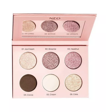 paleta cieni do powiek nude.png
